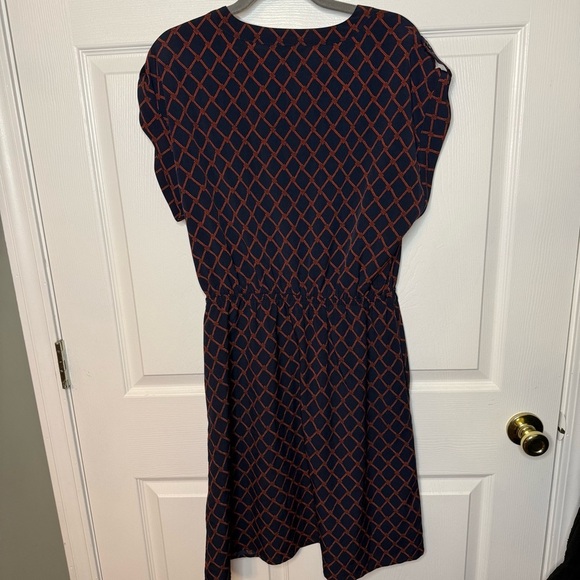 Banana Republic Nautical Rope Patterned Dress in Navy and Red Size Medium GUC - Picture 5 of 6
